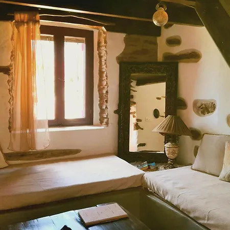 Elissavet Cycladic Stone House With Private Pool, View And Fantastic Sunsets *
